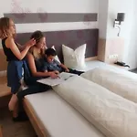 Отель Stefan