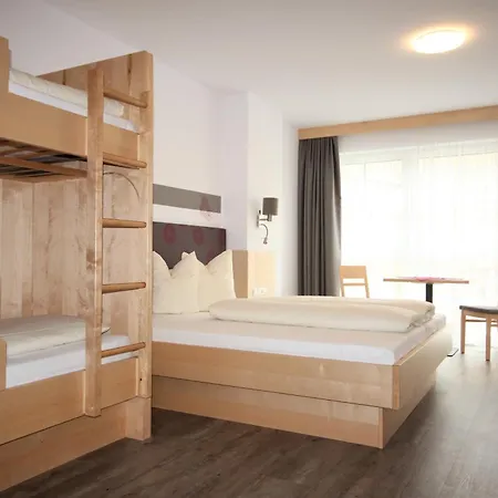 Hotel Stefan 4*
